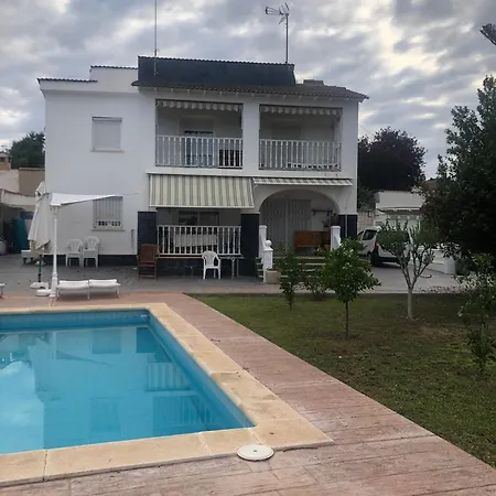 Con Piscina Privada *