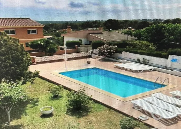 Con Piscina Privada *